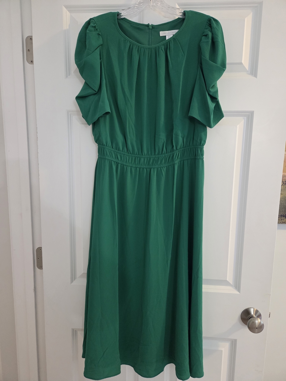 London Times Emerald Green Gathered Neck Midi Dress